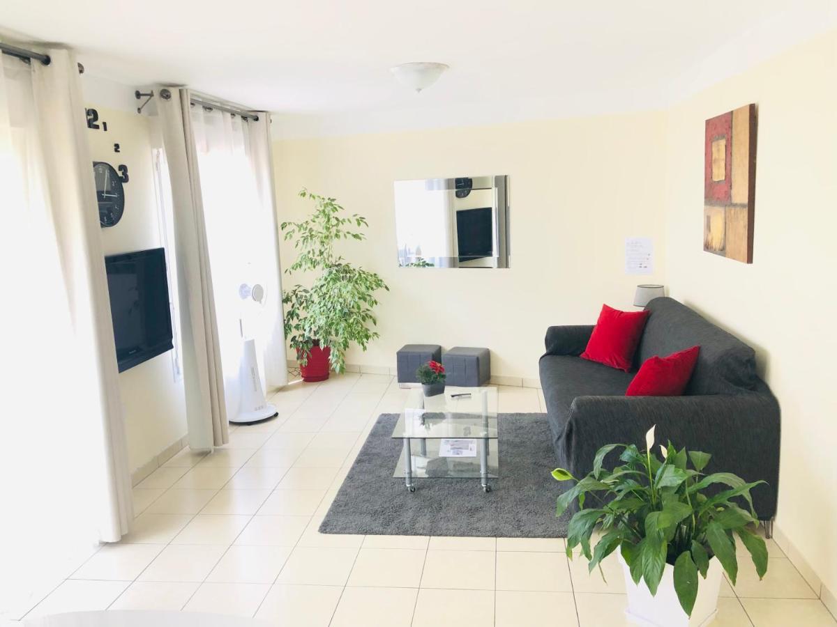 Beautiful Apartment Near Geneva Сен-Жульєн-ан-Женевуа Екстер'єр фото